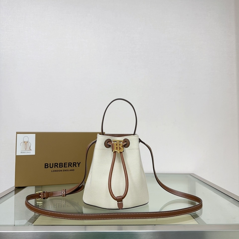 B**rry bucket bags